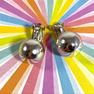 Simple vintage silver tone big ball mod earrings